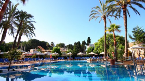 Swimming pool at the Reina Paguera Hotel, Mallorca