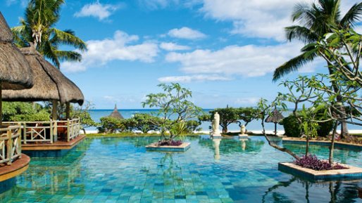 Tennis holidays in the sun