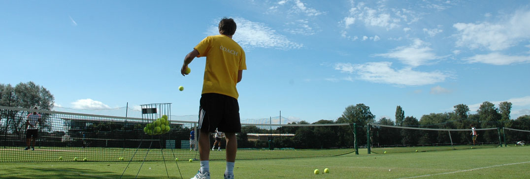 Entrenadores de tenis -  canchas de hierba en Oxford 